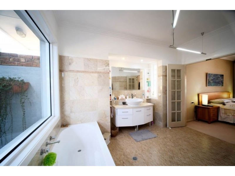 10 Hillside Terrace, Black Head NSW 2430