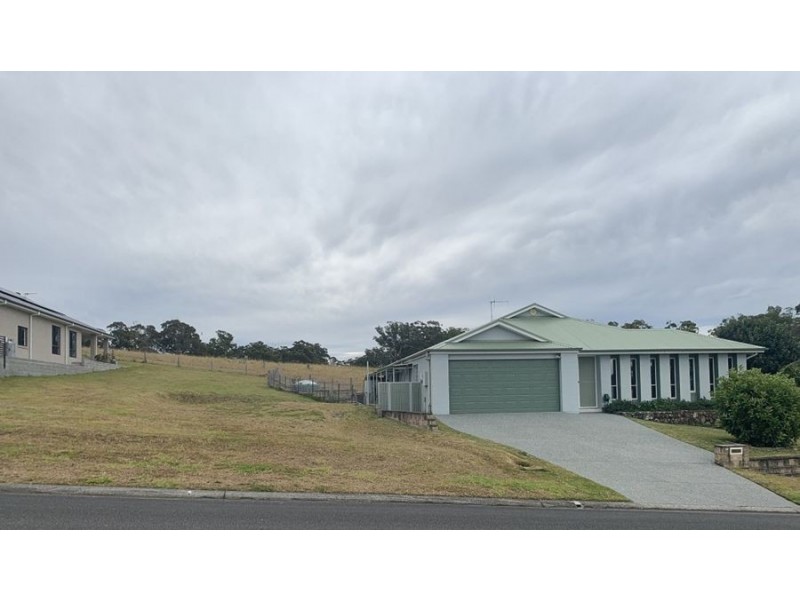10 Hillside Terrace, Black Head NSW 2430