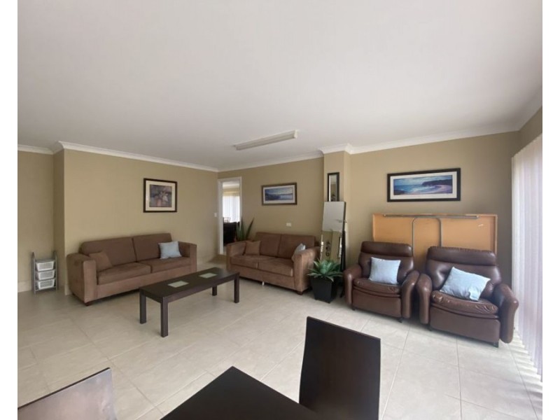 4 Cummins way, Diamond Beach NSW 2430