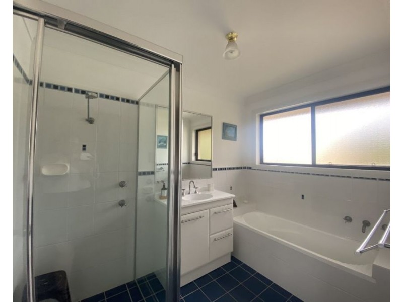 4 Cummins way, Diamond Beach NSW 2430