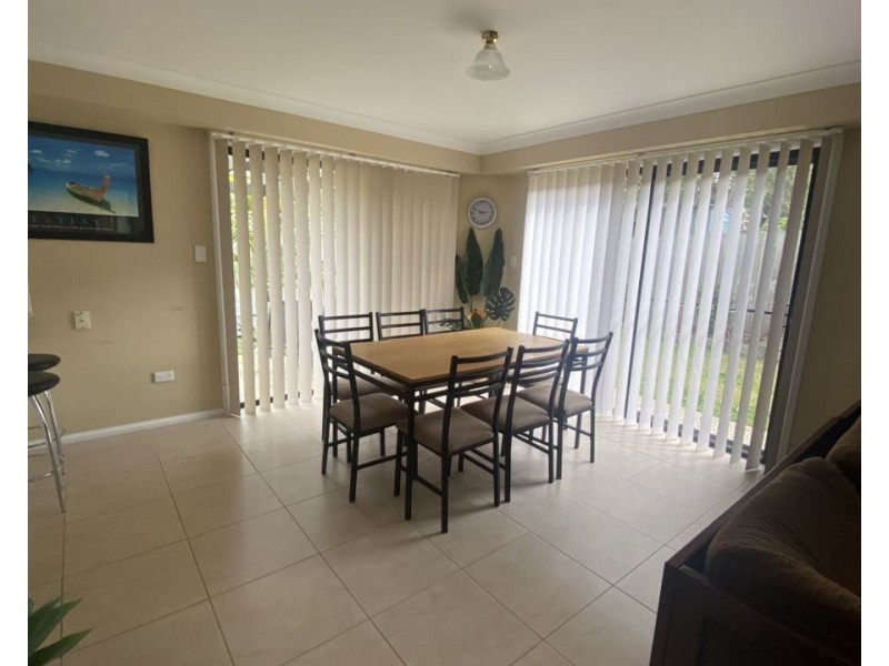 4 Cummins way, Diamond Beach NSW 2430