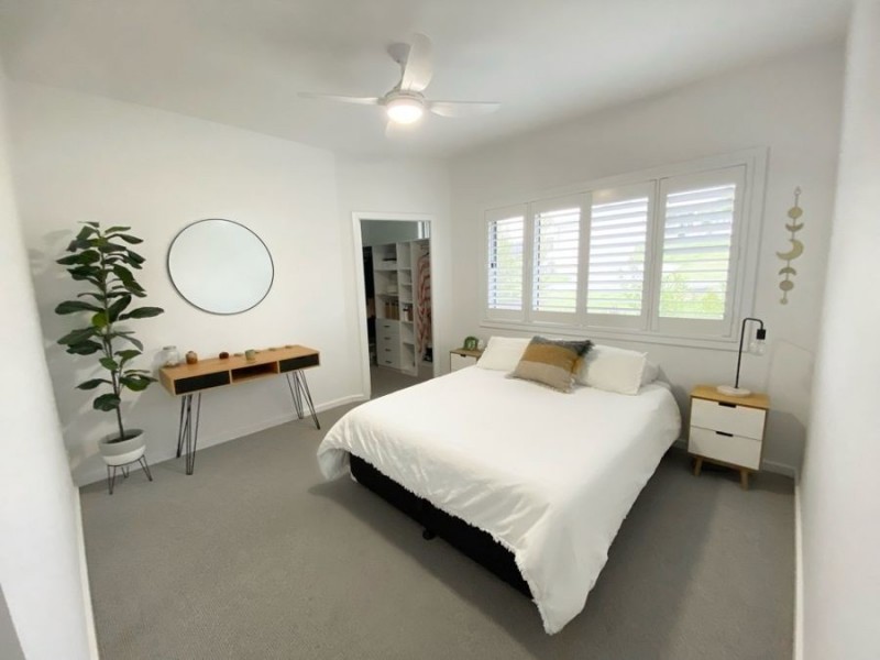 2 Avoca Court, Red Head NSW 2430