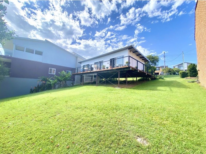 39 High st, Black Head NSW 2430