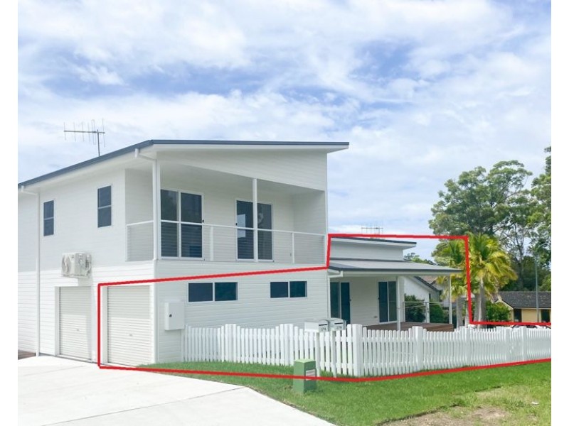 2/9A The Boulevard, Tallwoods Village NSW 2430