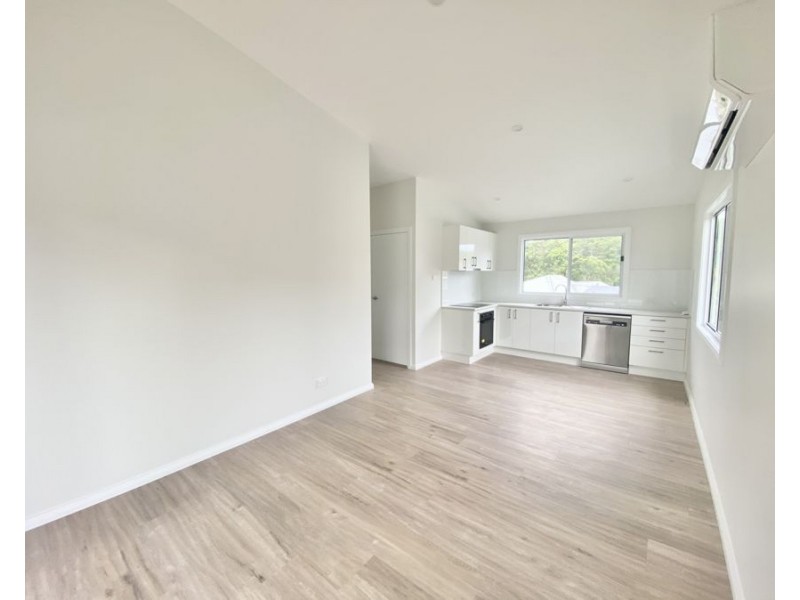 2/9A The Boulevard, Tallwoods Village NSW 2430