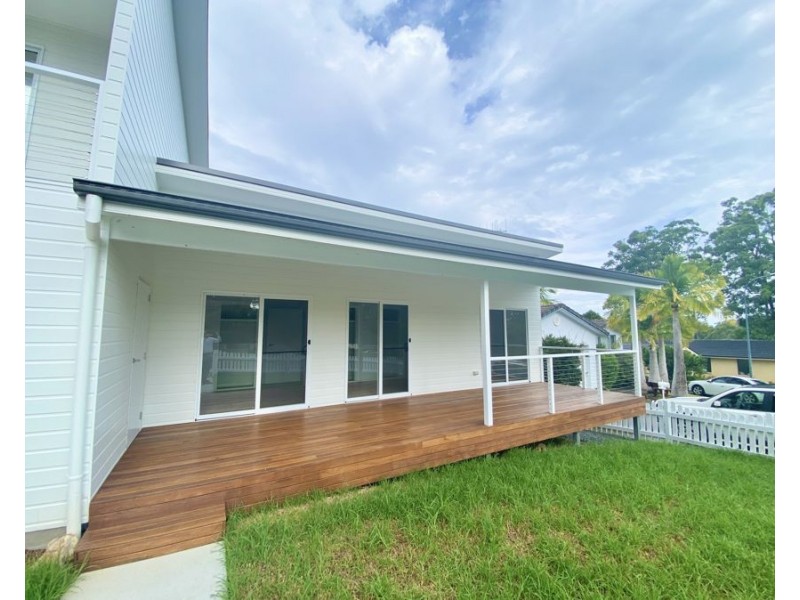 2/9A The Boulevard, Tallwoods Village NSW 2430