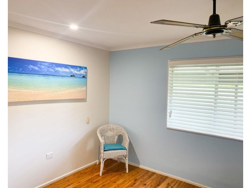 6 Saltwater Crescent, Diamond Beach NSW 2430