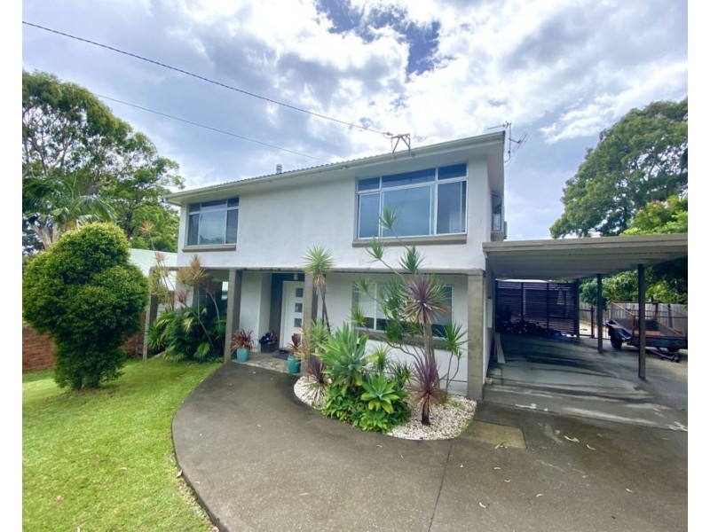 6 Sapphire Parade, Diamond Beach NSW 2430