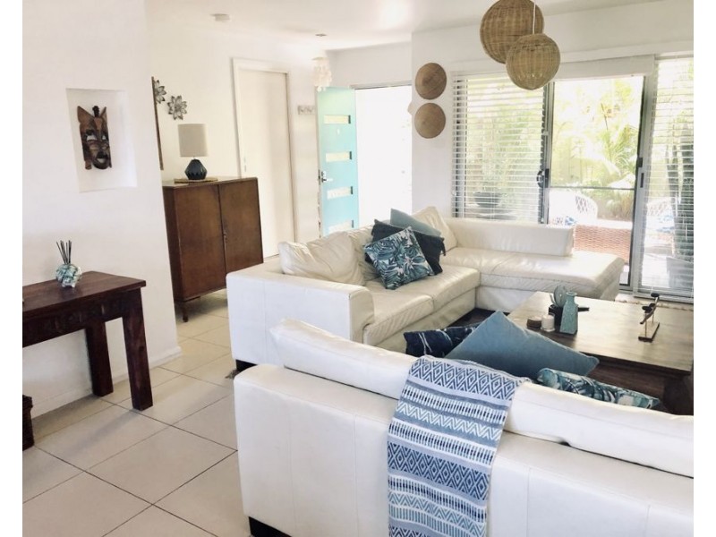 6/33-37 Emerald Drive, Diamond Beach NSW 2430