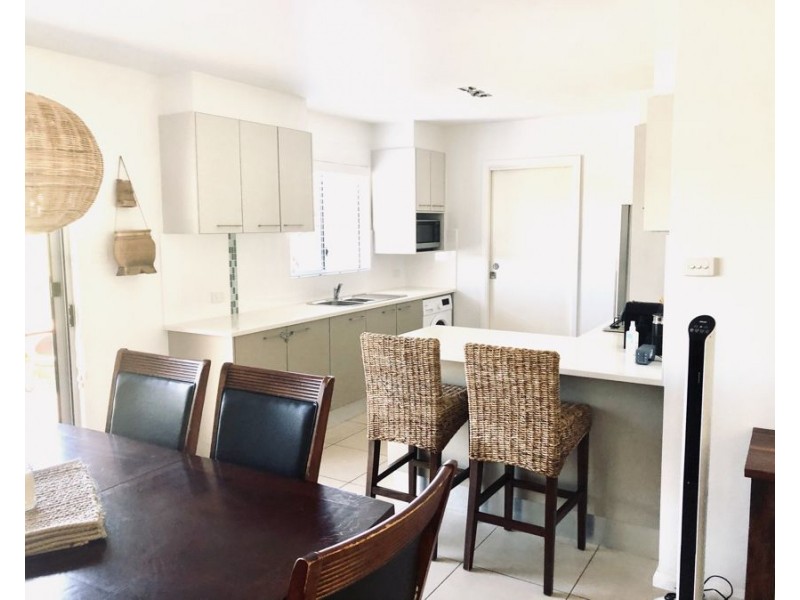 6/33-37 Emerald Drive, Diamond Beach NSW 2430