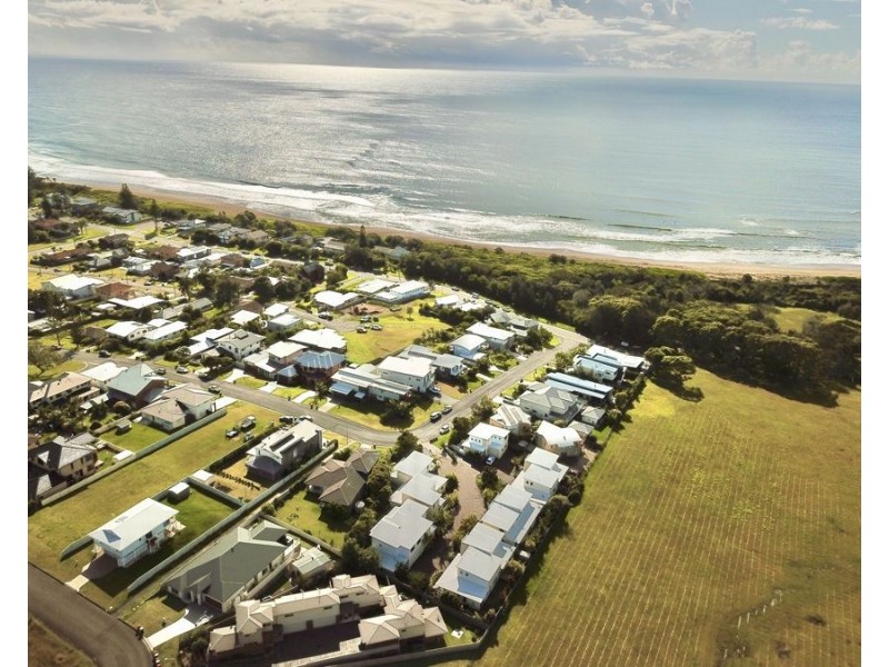 6/33-37 Emerald Drive, Diamond Beach NSW 2430