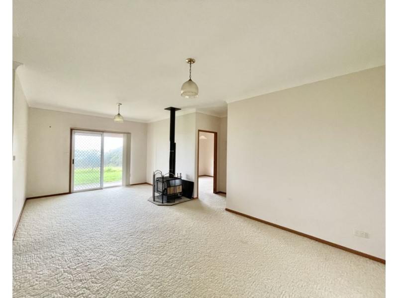 180 Diamond Beach Road, Red Head NSW 2430