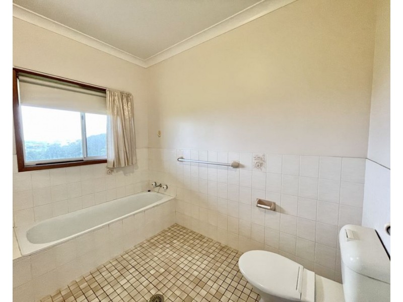 180 Diamond Beach Road, Red Head NSW 2430