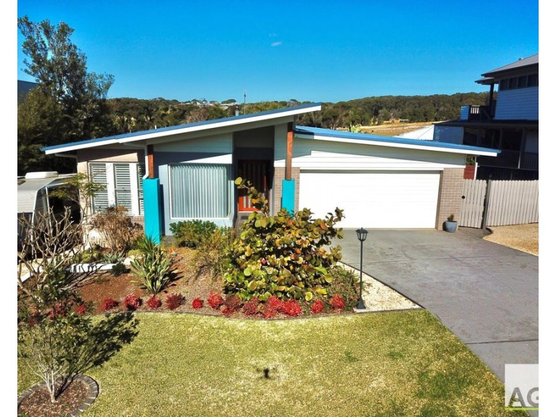 43 Emerald Drive, Diamond Beach NSW 2430