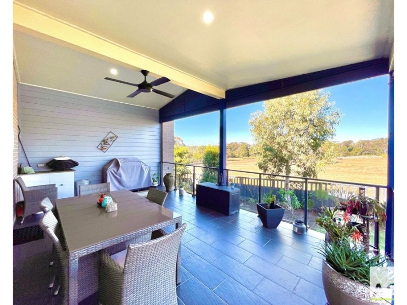 43 Emerald Drive, Diamond Beach NSW 2430