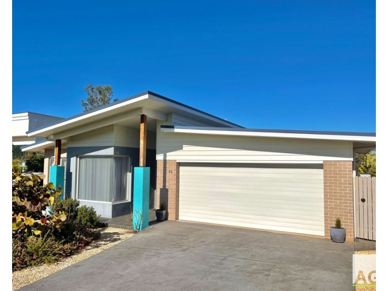 43 Emerald Drive, Diamond Beach NSW 2430
