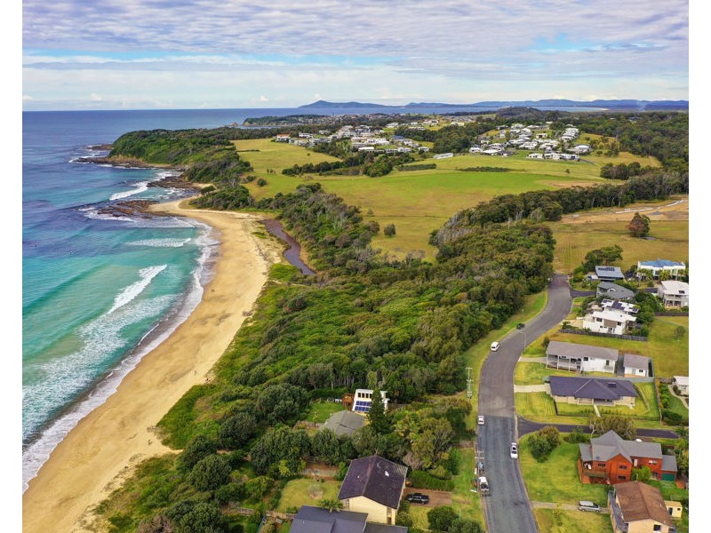 43 Emerald Drive, Diamond Beach NSW 2430