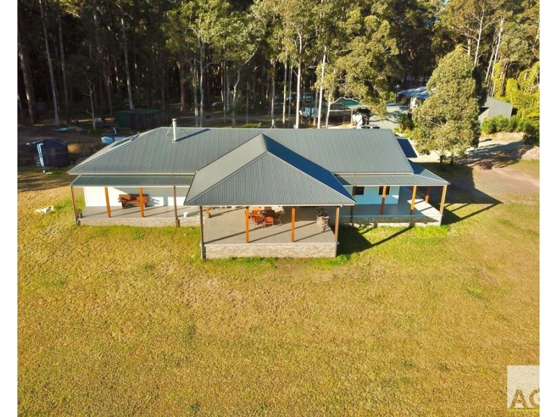 83 Blackhead Rd, Hallidays Point NSW 2430