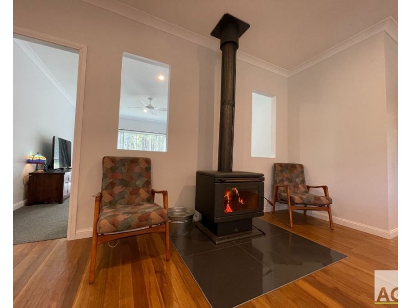 83 Blackhead Rd, Hallidays Point NSW 2430