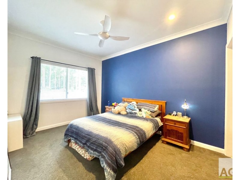 83 Blackhead Rd, Hallidays Point NSW 2430