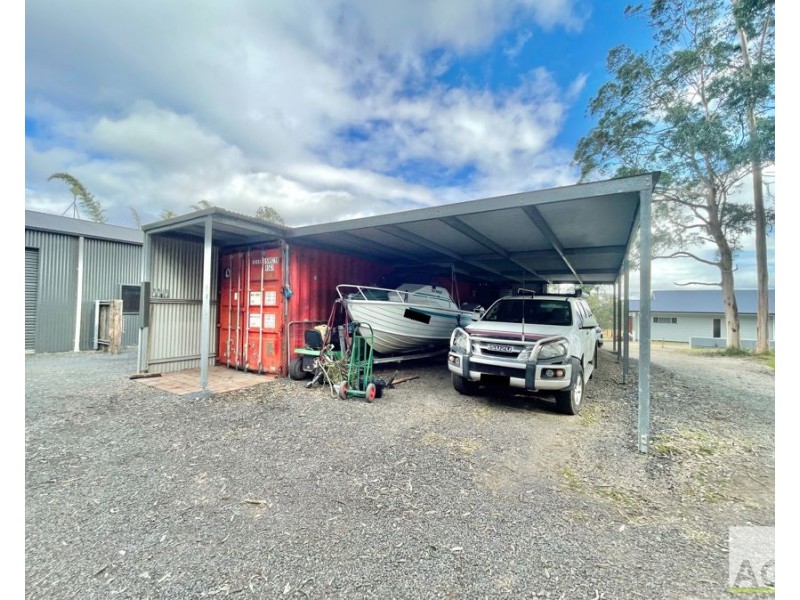 83 Blackhead Rd, Hallidays Point NSW 2430