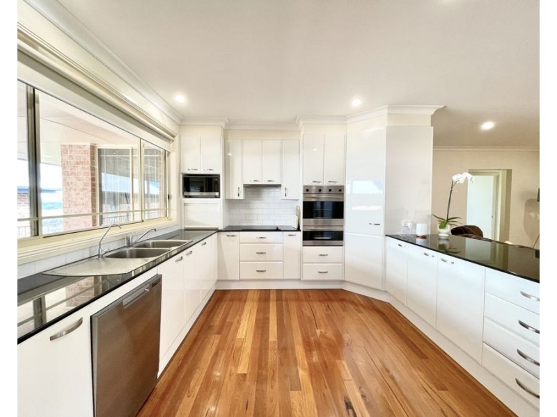 6 Lakeview Way, Tallwoods Village NSW 2430