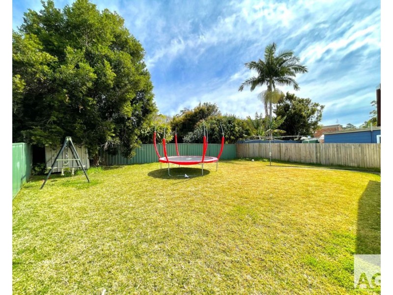 12 Saltwater Crescent, Diamond Beach NSW 2430