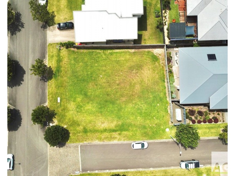 1 Twilight Close, Red Head NSW 2430