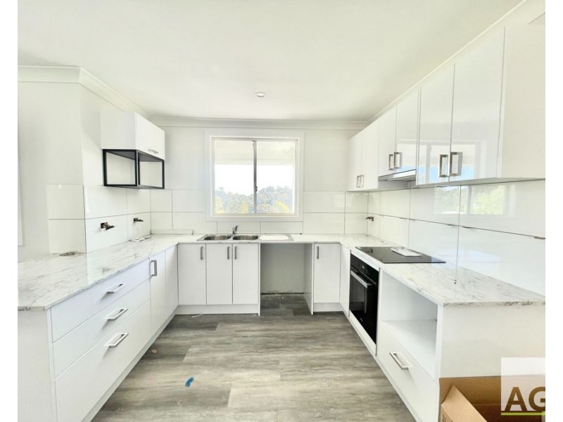 12 St Andrews Ct, Tallwoods Village NSW 2430