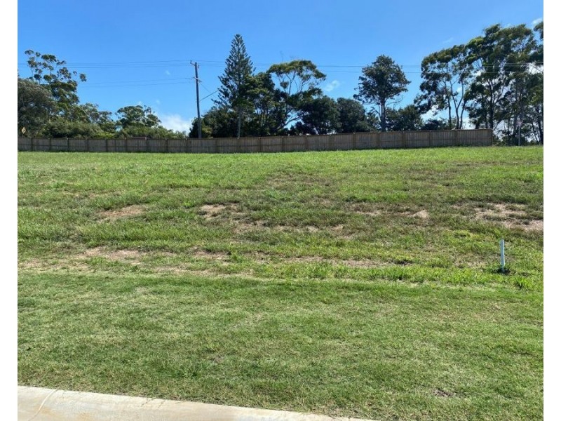 4 Silk Crescent, Diamond Beach NSW 2430