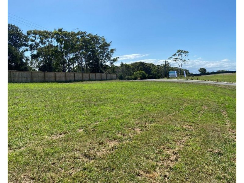 4 Silk Crescent, Diamond Beach NSW 2430