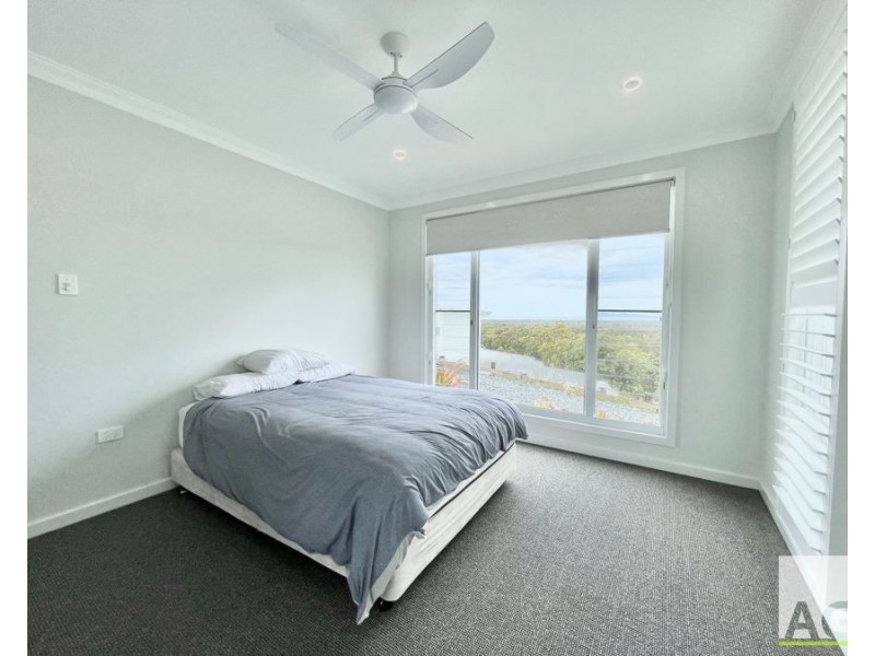 3 Azalea Cres, Tallwoods Village NSW 2430