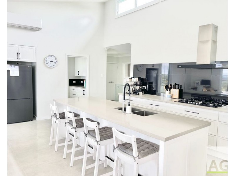 3 Azalea Cres, Tallwoods Village NSW 2430