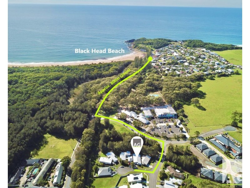 1 Bloodwood Pl, Black Head NSW 2430