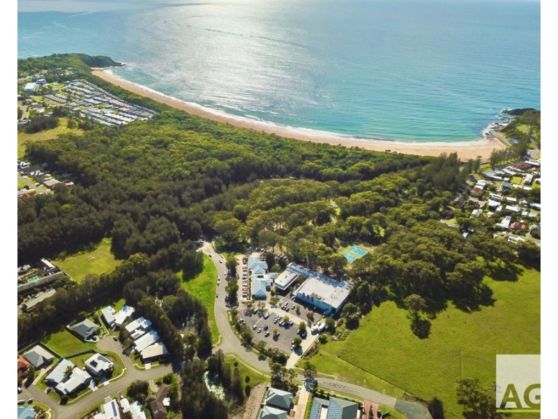 1 Bloodwood Pl, Black Head NSW 2430