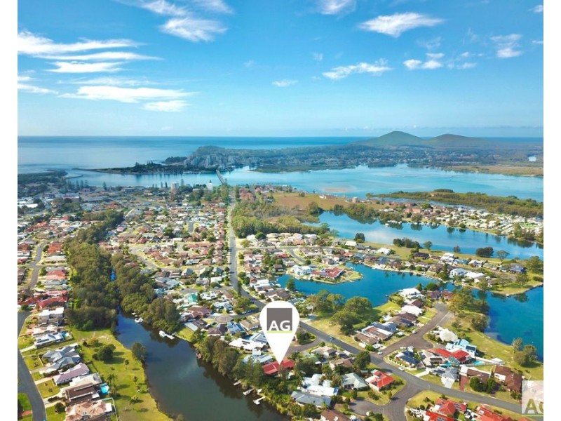5 Harbour View Pl, Tuncurry NSW 2428