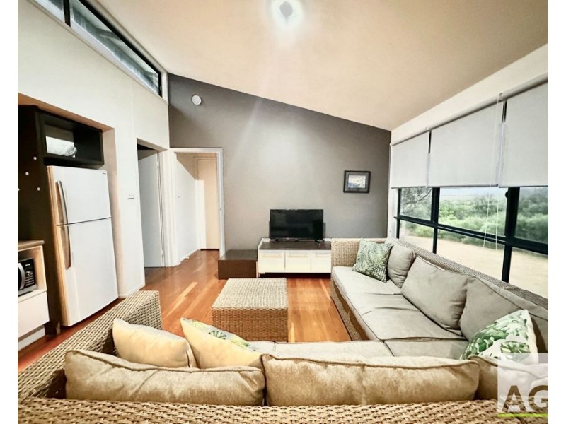 21 Whales Parade, Diamond Beach NSW 2430