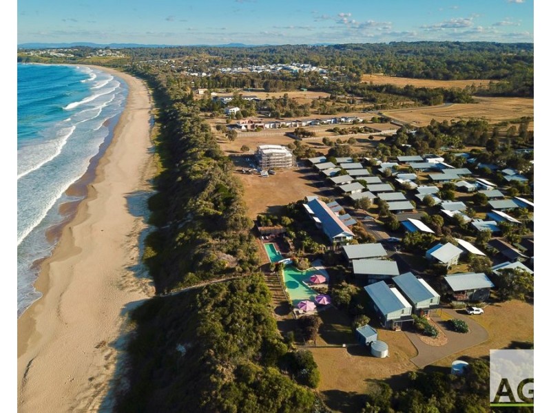 21 Whales Parade, Diamond Beach NSW 2430