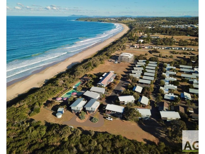 21 Whales Parade, Diamond Beach NSW 2430