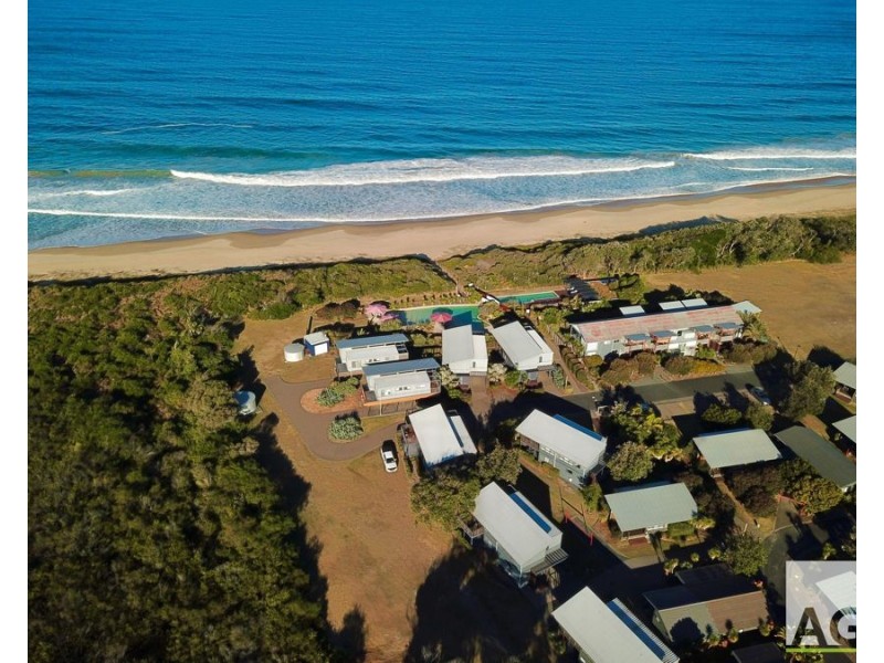 21 Whales Parade, Diamond Beach NSW 2430