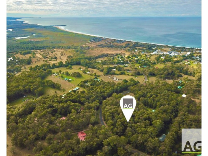 22 Figtree Dr, Diamond Beach NSW 2430
