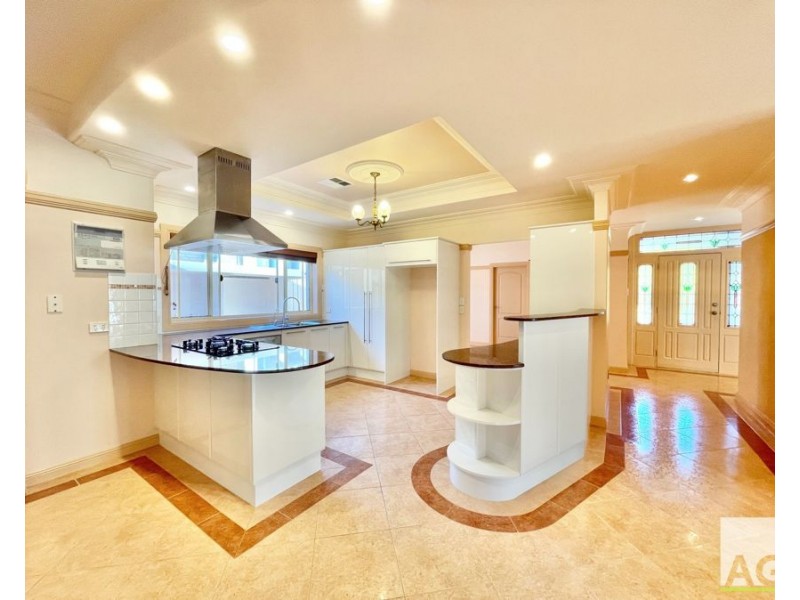 2 Baywood Drive, Black Head NSW 2430