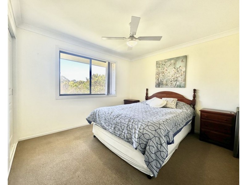 40 Diamond Beach Road, Hallidays Point NSW 2430