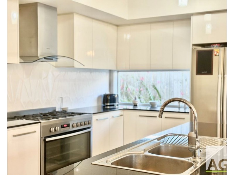 4 Torquay Circuit, Red Head NSW 2430