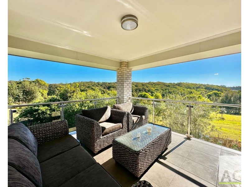 4 Torquay Circuit, Red Head NSW 2430
