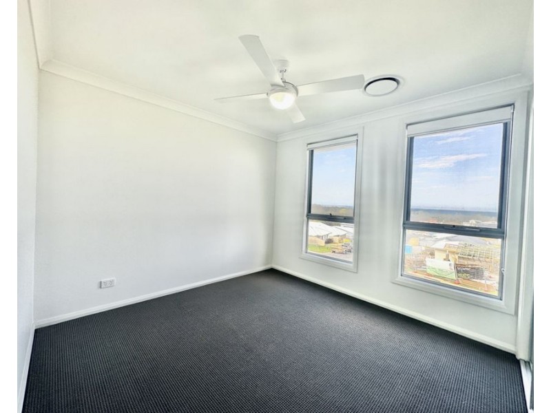 2/14 Shores Cres, Diamond Beach NSW 2430