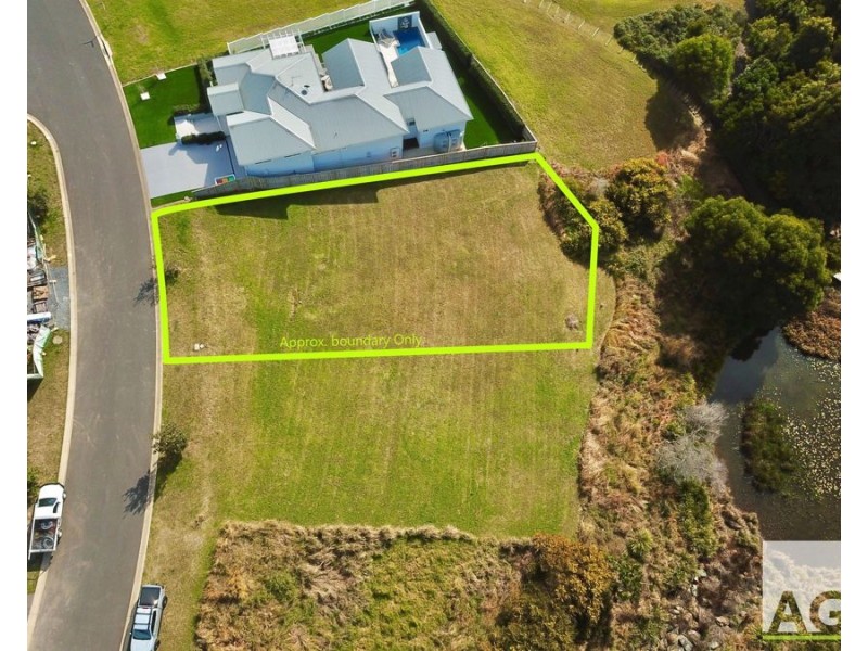 7 Noosa Crescent, Red Head NSW 2430
