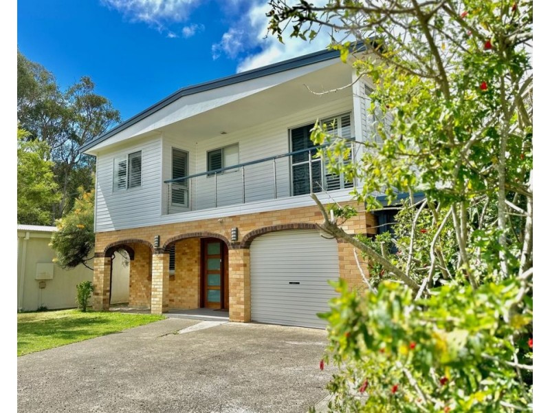 3 Gary Road, Diamond Beach NSW 2430
