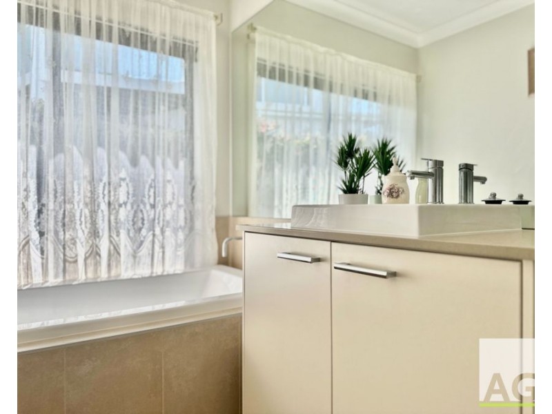 46 Scarborough Circuit, Red Head NSW 2430