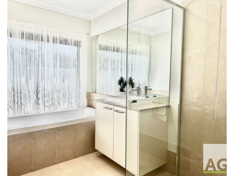46 Scarborough Circuit, Red Head NSW 2430